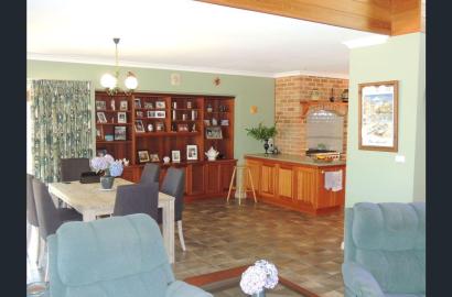 Brand New 1 Bedroom Apartment In First Class Location